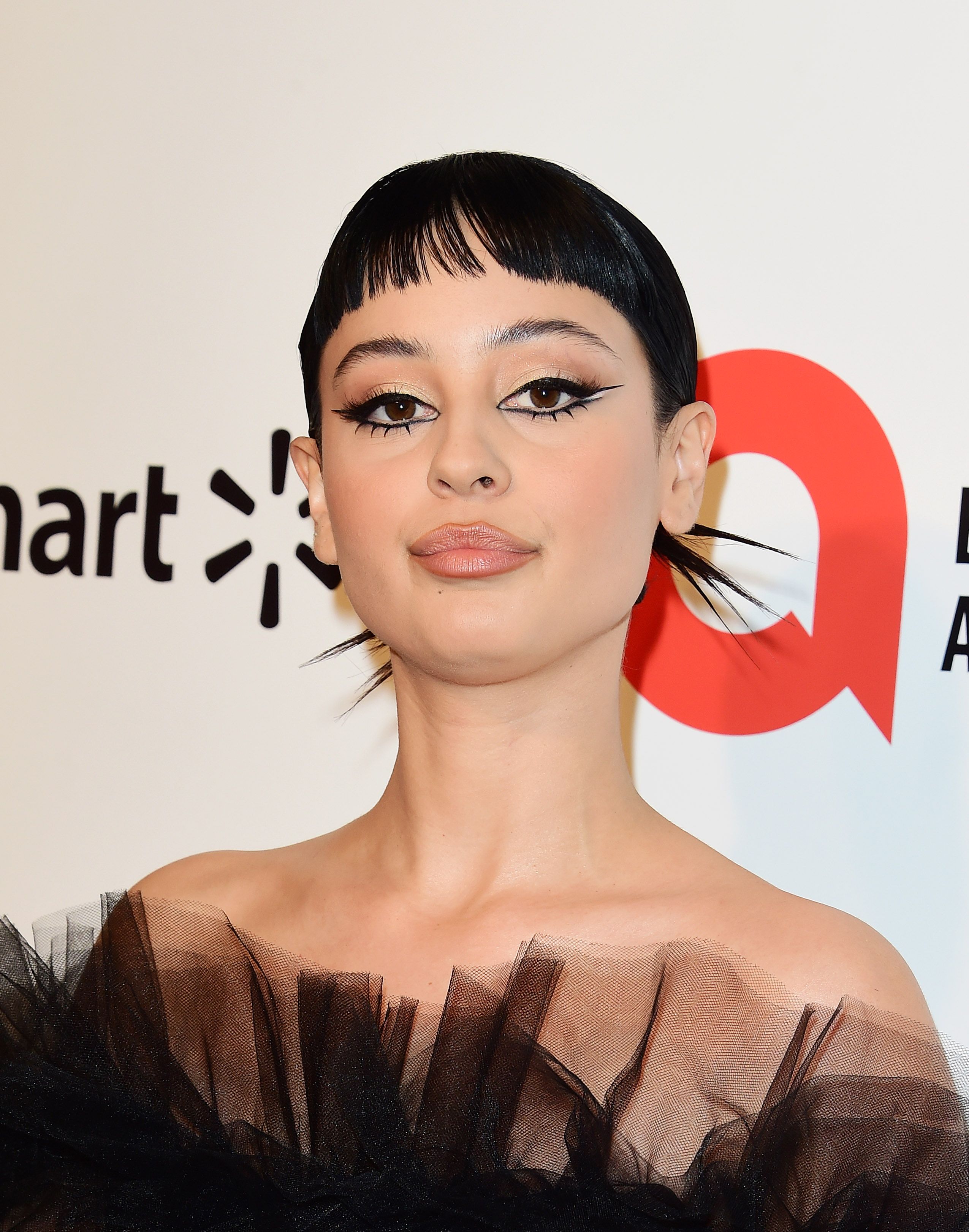 Tiro en la cabeza de Alexa Demie