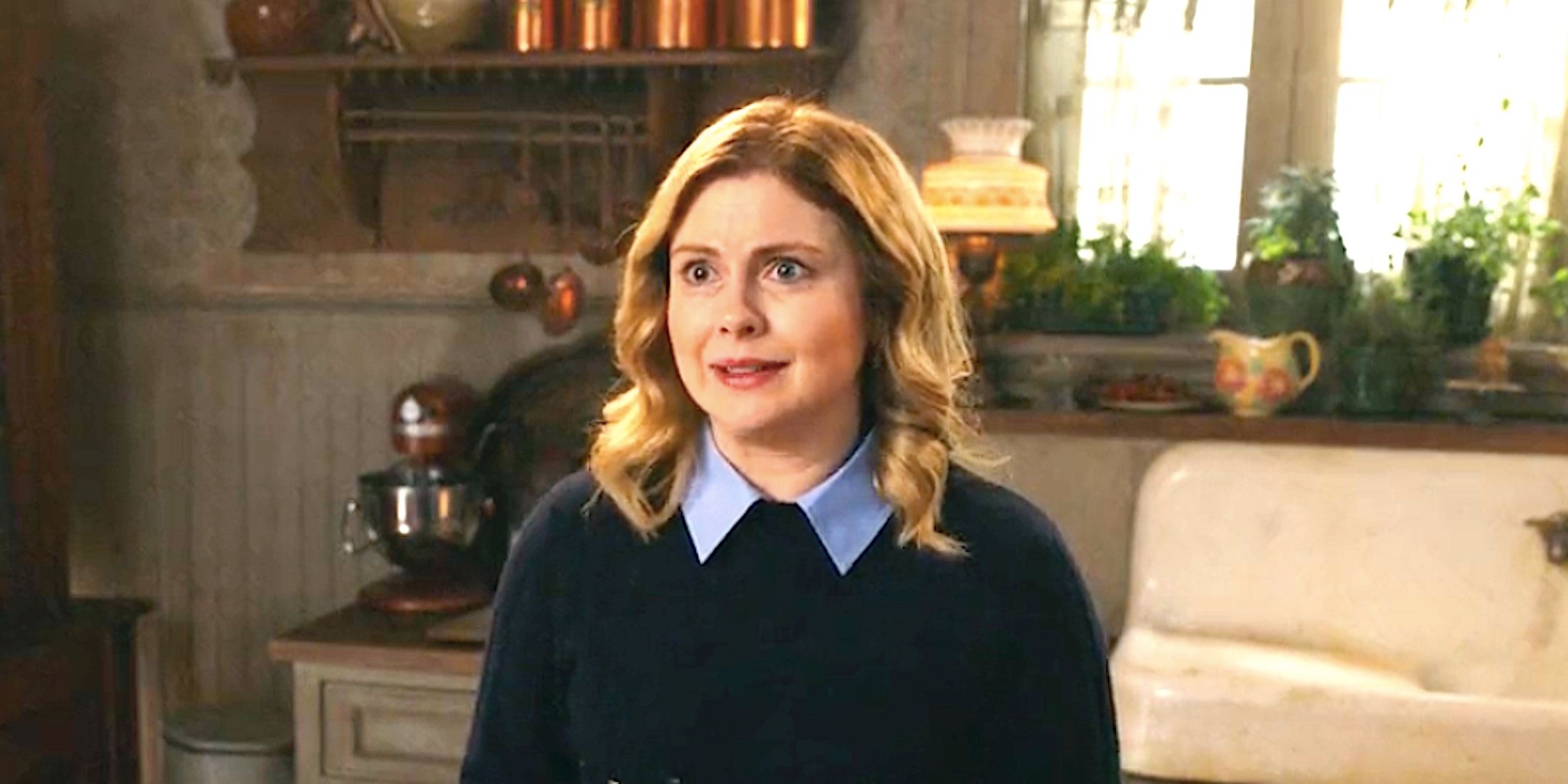 Las estrellas invitadas del final de la temporada 4 de Ghosts sugieren el próximo espíritu que sale del espectáculo