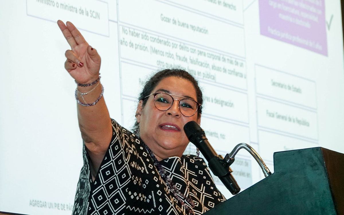 INE ordena a Lenia Batres bajar publicaciones proselitistas de foros en universidades