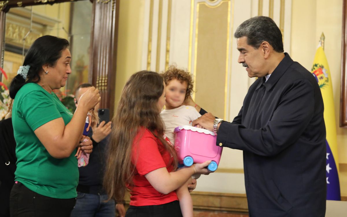 Maduro agradece a Trump por el regreso a Venezuela de niña separada de su madre en EU