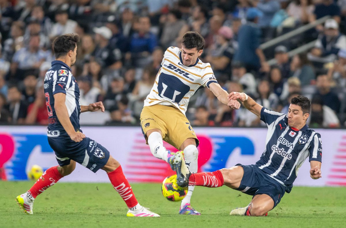 Monterrey derrota a Pumas y gana último boleto a la liguilla