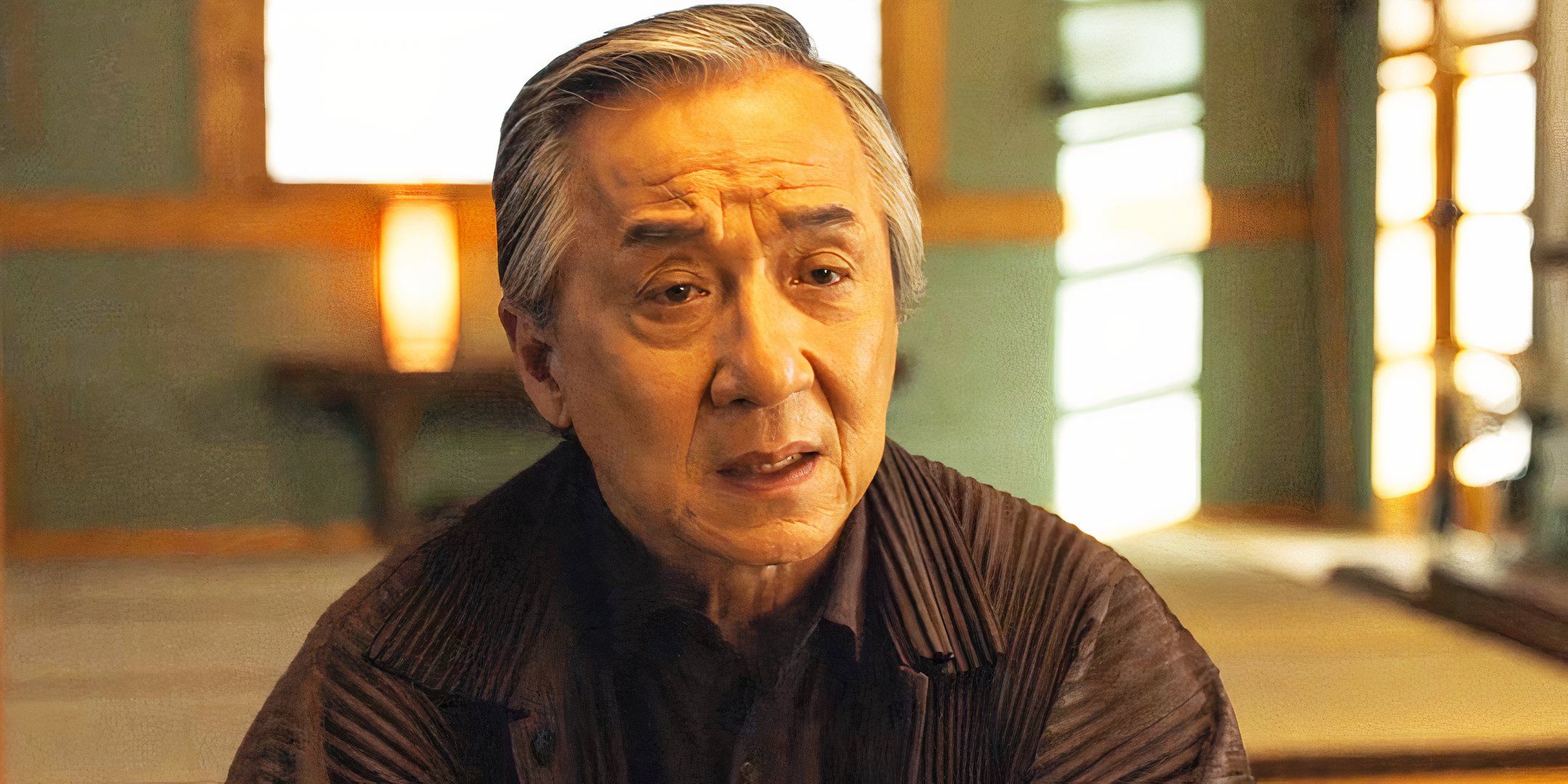 Jackie Chan se dislocó el hombro (y lo volvió a entrar) durante un niño karate: la escena de la pelea de leyendas