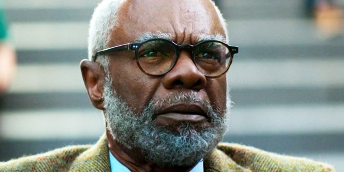 Percy Jackson Star se burla de cómo el campamento Half-Blood y Chiron son "sacudidos" por el nuevo personaje en la temporada 2