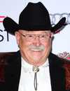 Tiro en la cabeza de Barry Corbin