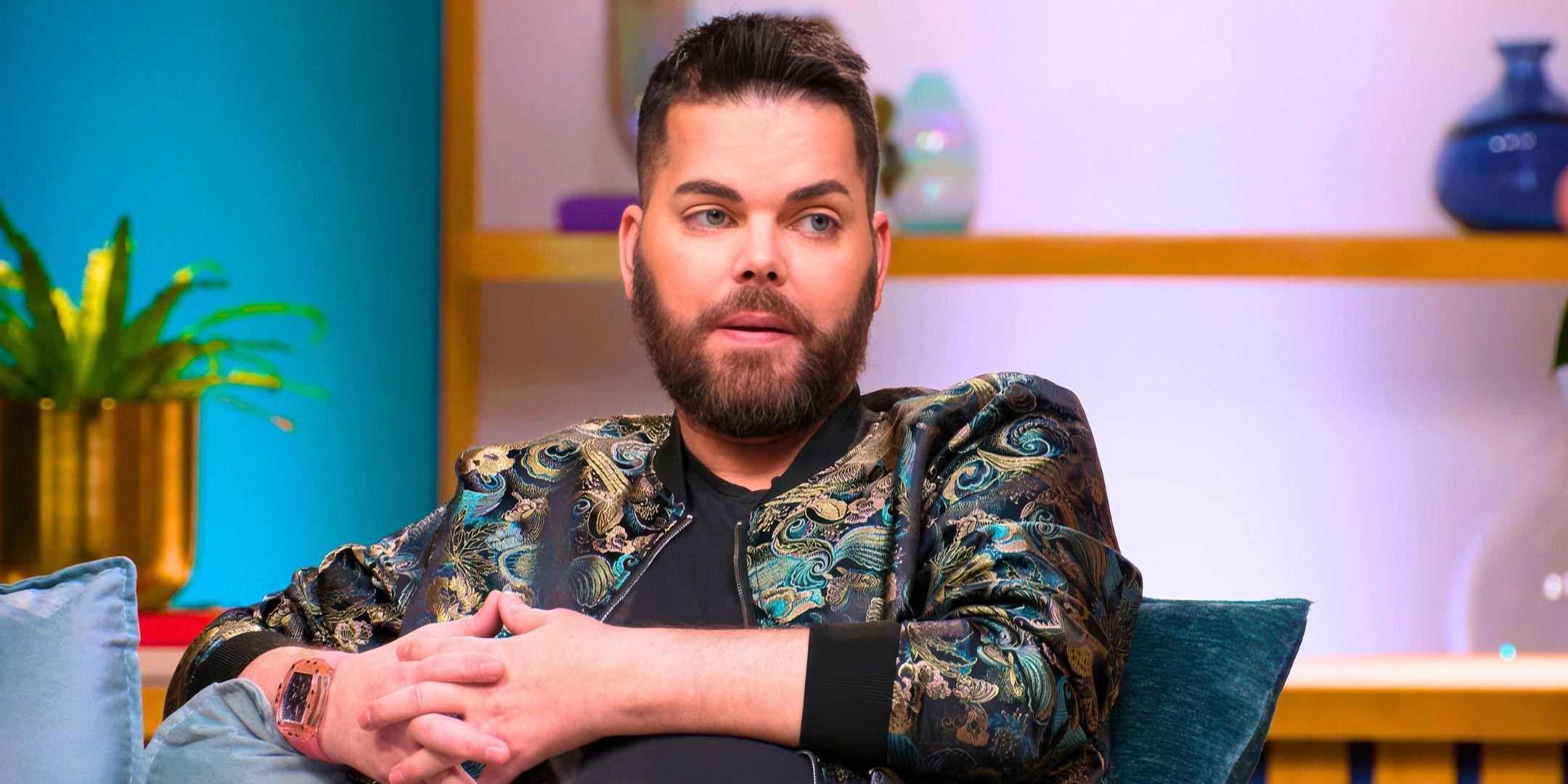 Tim Malcolm de 90 días de prometido revela un sorprendente enamorado de los miembros del reparto después de abordar los rumores de que es gay