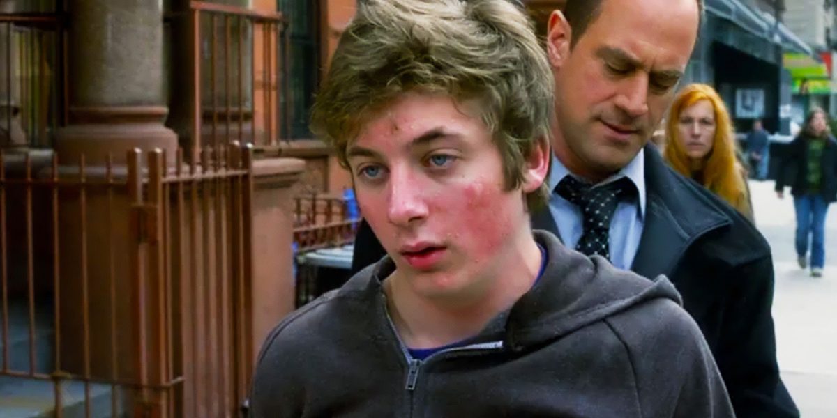 Jeremy Allen White jugó no uno sino dos personajes en Law & Order