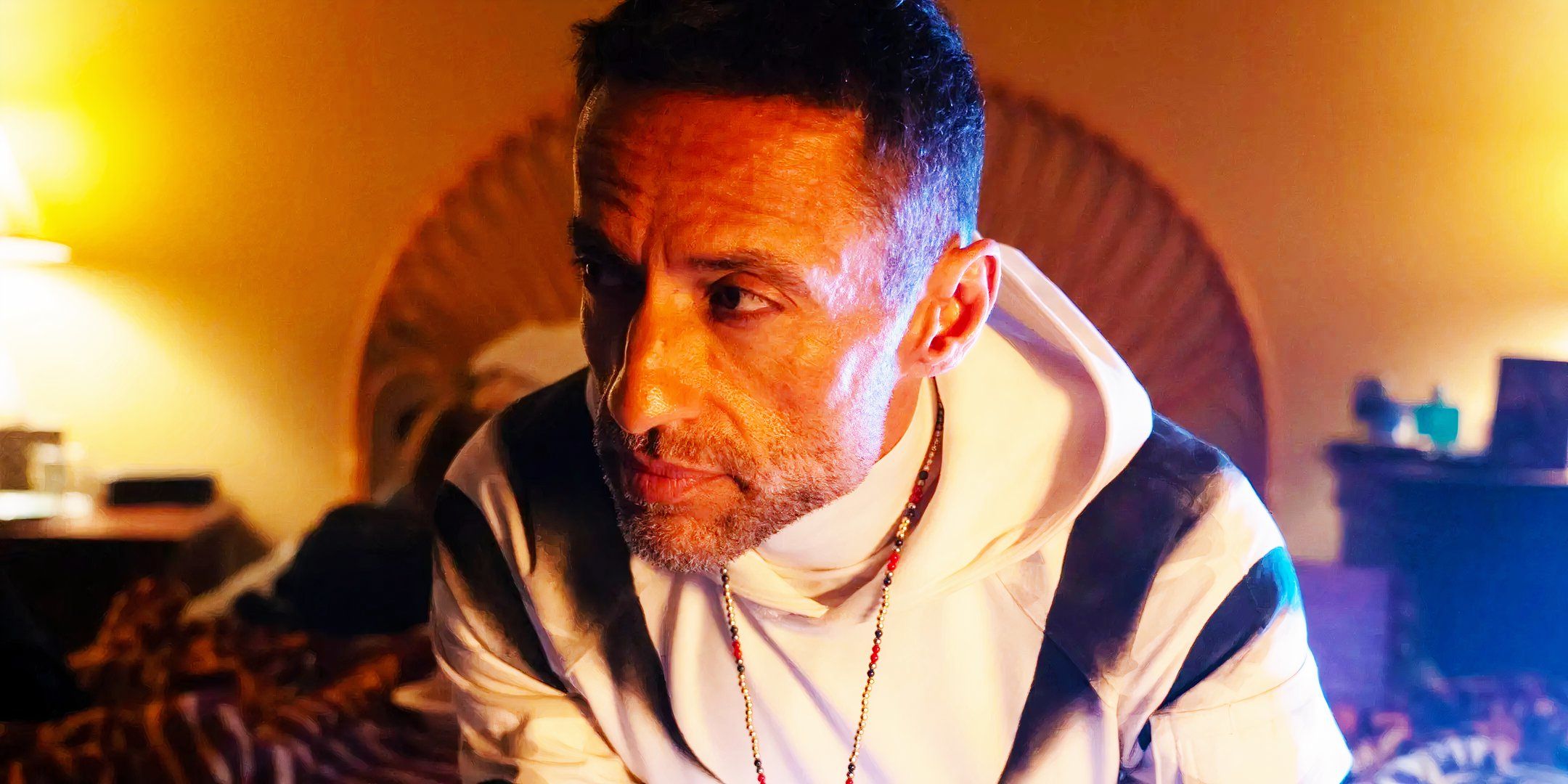 Primero mira el nuevo disfraz de tigre blanco del MCU revelado en Daredevil: Born Again Temporada 2 Foto de set