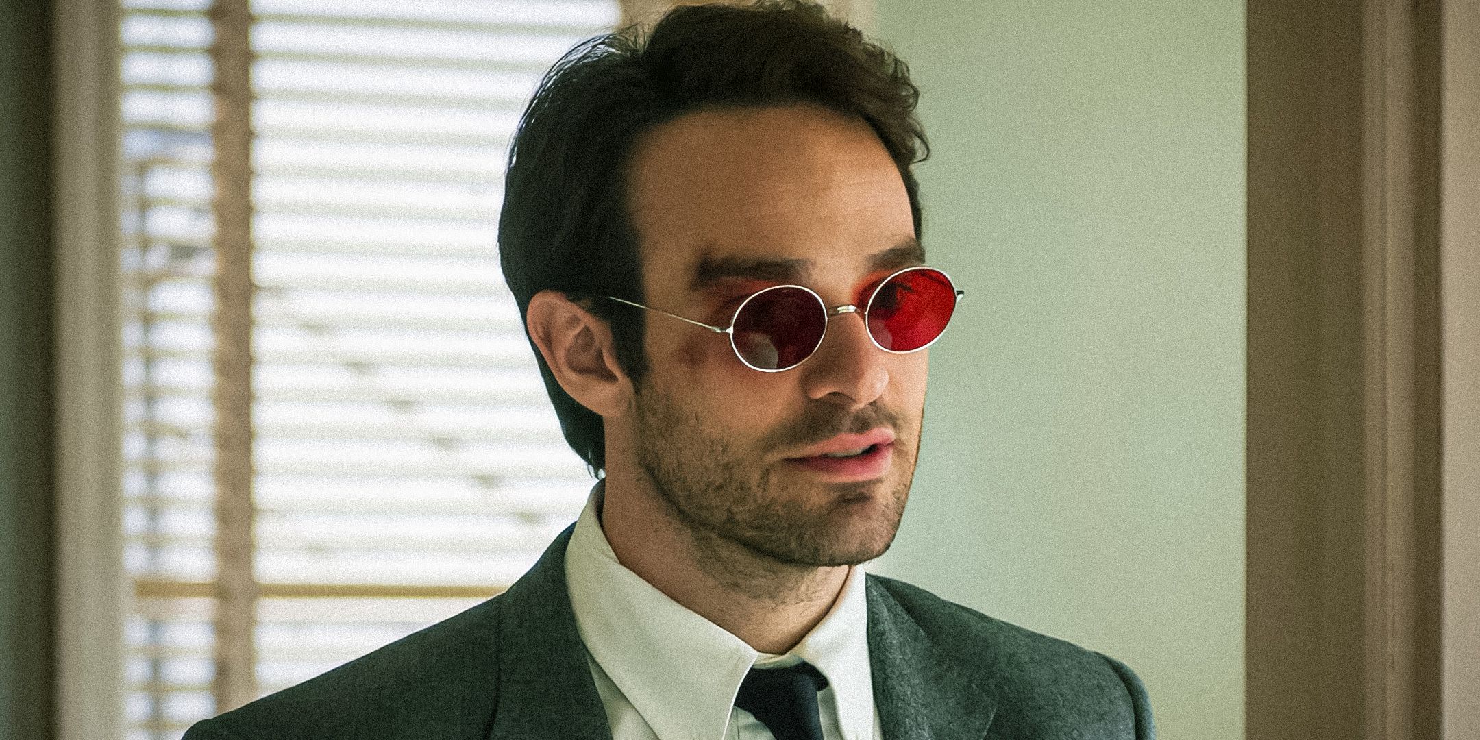 Si amas a Charlie Cox como Daredevil, tienes que verlo en este drama del crimen de HBO con 92% en Rotten Tomatoes