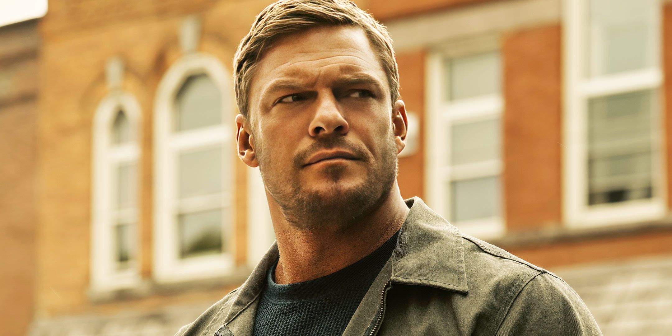 El nuevo thriller de acción de alto concepto de Alan Ritchson publicada por coprotagonista: "La gente está realmente emocionada"