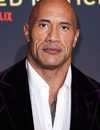 Disparo en la cabeza de Dwayne Johnson en el estreno de Red Avie