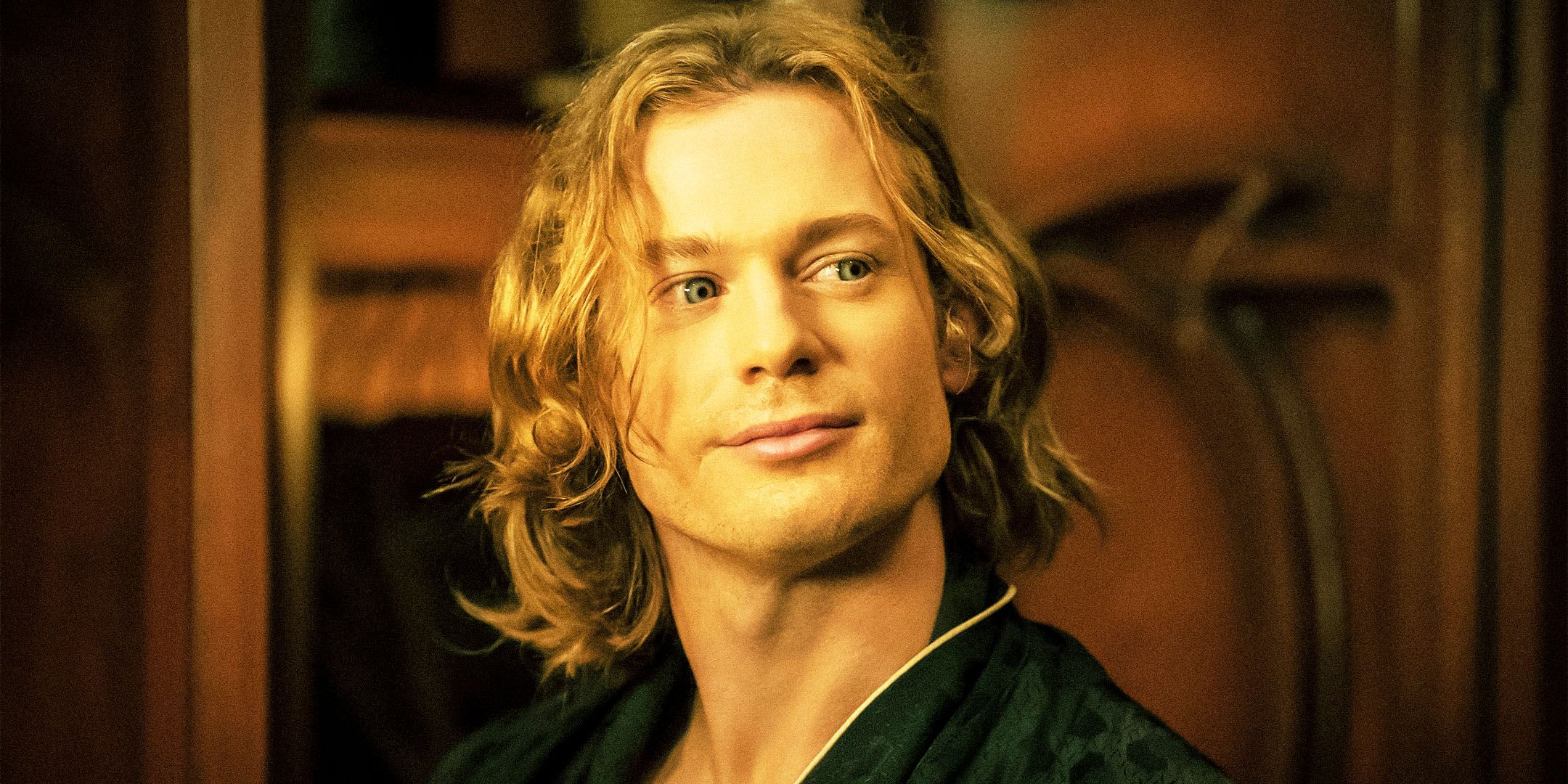 La entrevista con la temporada 3 de Vampire obtiene una gran actualización de filmación con la primera imagen de BTS