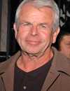 Tiro en la cabeza de William Devane