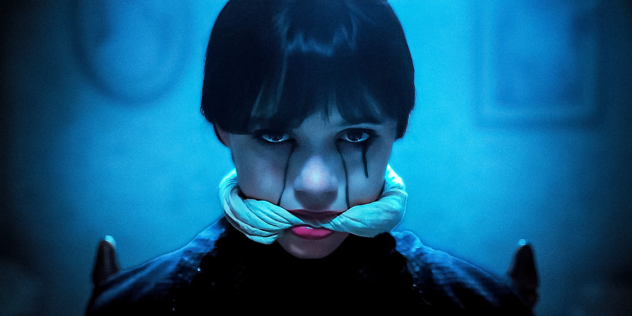 El co-creador del miércoles se burla de los momentos de “Horror dignos de la película” en la temporada 2 del exitoso espectáculo de Netflix