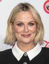 Tiro en la cabeza de Amy Poehler en los Awards de Achievement Big Screen de 2024 Cinemacon