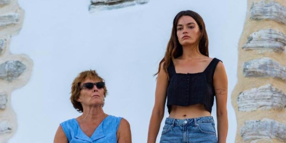 Revisión de leche caliente: el drama familiar tiene un final frustrante, pero las actuaciones de Emma Mackey y Fiona Shaw me dejaron impresionado