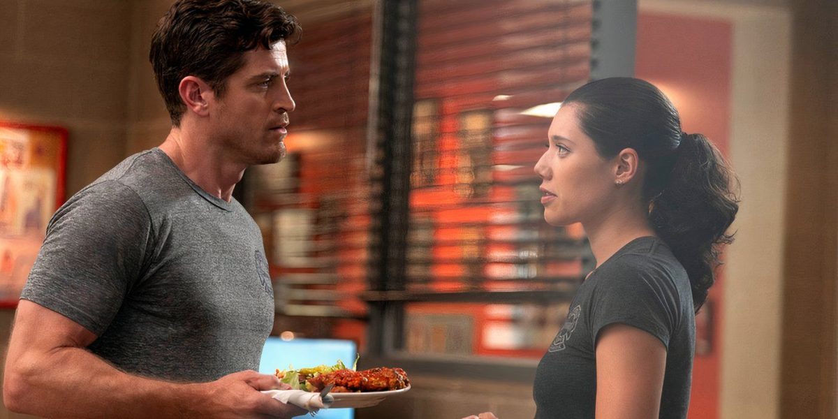 "Mucho más desordenado que el Brett-Casey": Chicago Fire Showrunner en lo que sigue para Carver & Violet a la luz de la salida de Jake Lockett