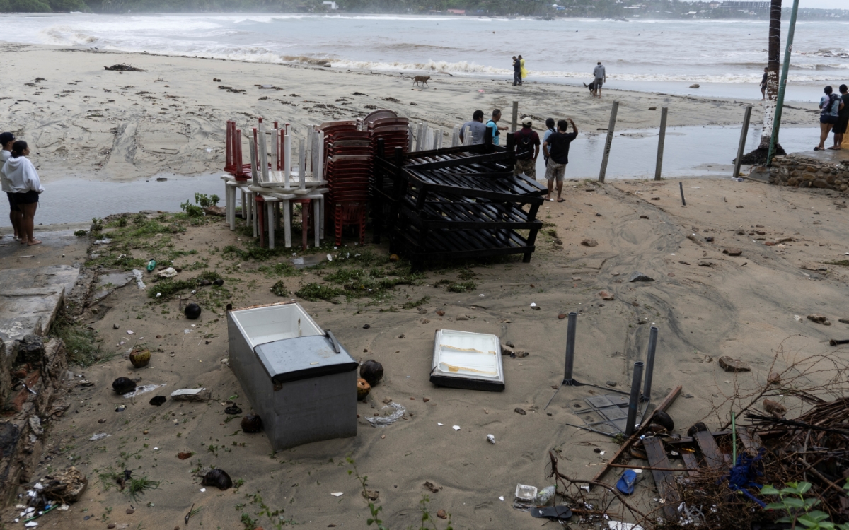 Cancelan clases este viernes en Guerrero por huracán 'Erick'