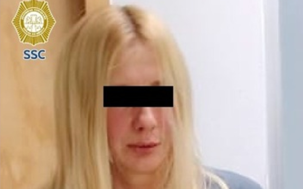 Detienen a rusa por amenazar a su esposo, un adulto mayor, con un machete en Bosque de las Lomas