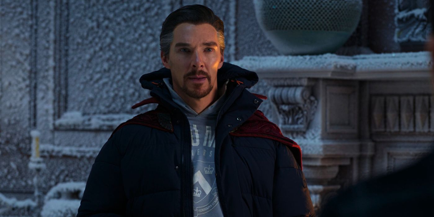 El doctor Strange se enfrenta accidentalmente a los Vengadores contra el Doctor Doom en Spider-Man: de ninguna manera a casa según los Avengers convincentes: Doomsday Theory