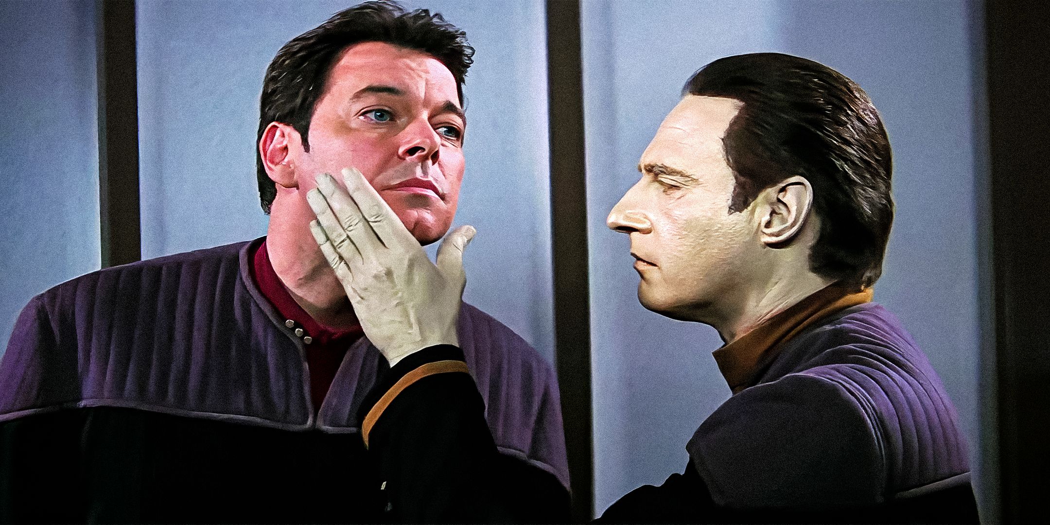 "Ese es el mejor espectáculo de todos los tiempos": Jonathan Frakes & Brent Spiner Love One en particular Star Trek Show por romper las reglas de la franquicia