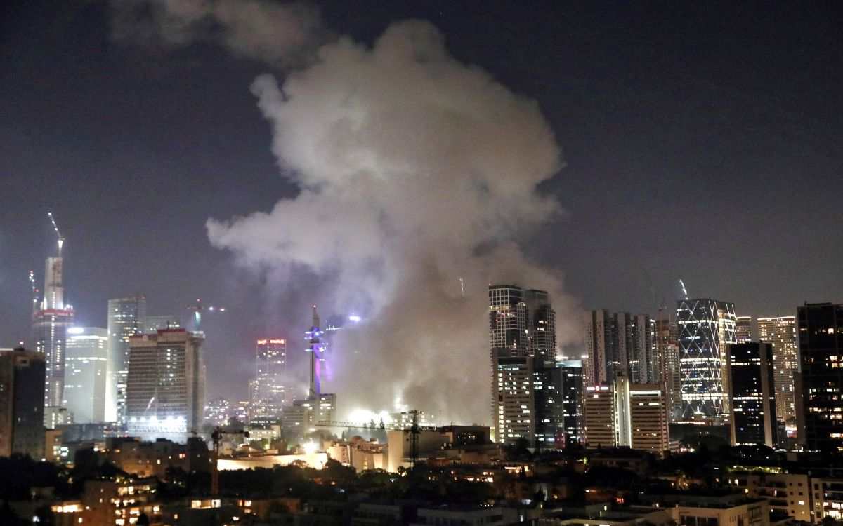 Estados Unidos ayuda a Israel a interceptar misiles desde Irán: Agencias