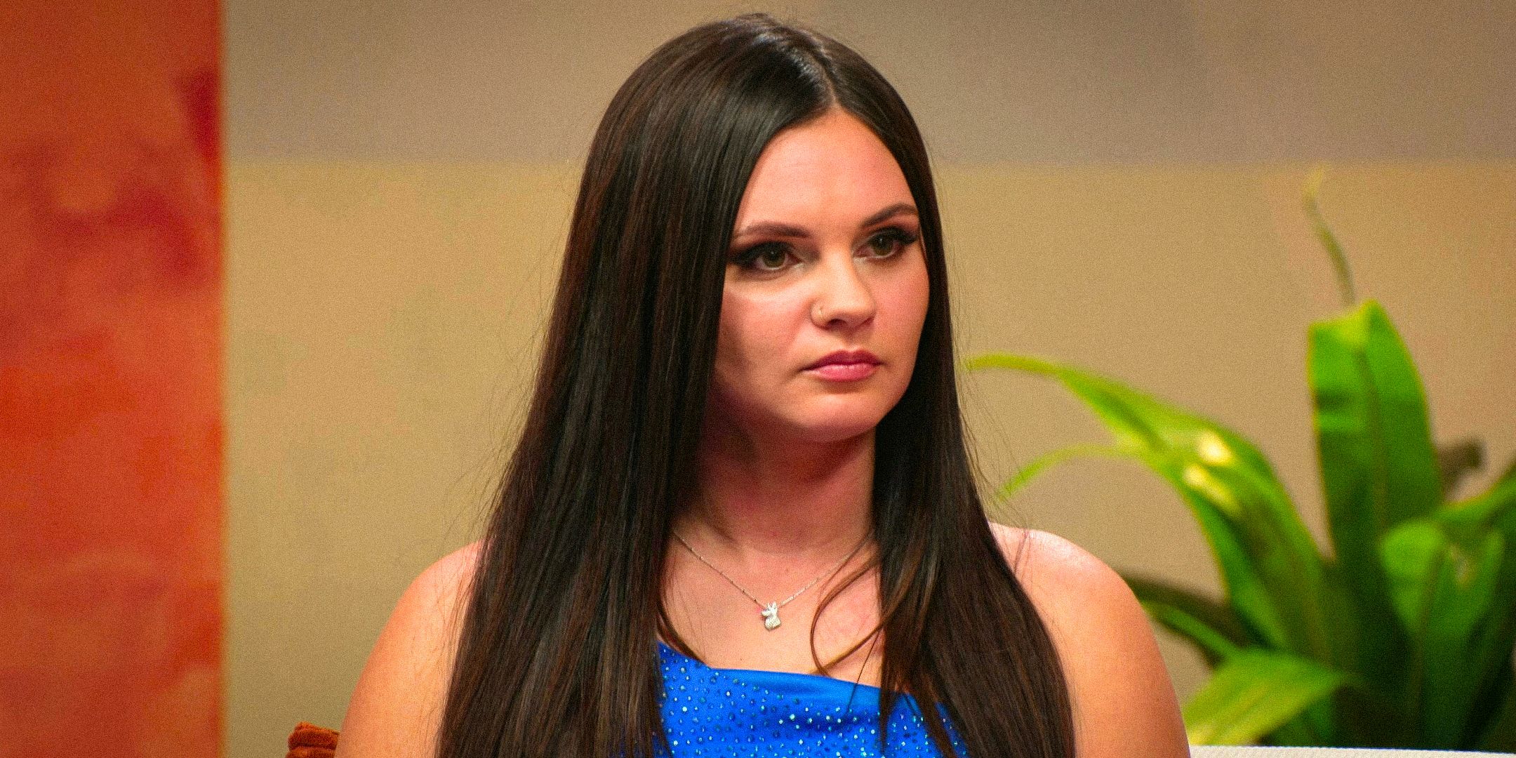 La prometida de 90 días, Julia Trubkina, continúa llorando a "hijo" después de salir de América sin Brandon