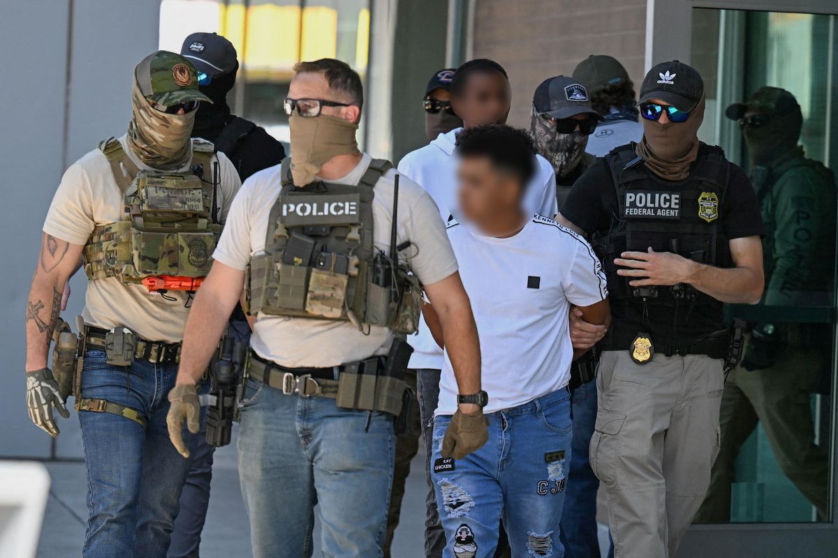 Las redadas migratorias en obras amenazan la industria de la construcción en Estados Unidos