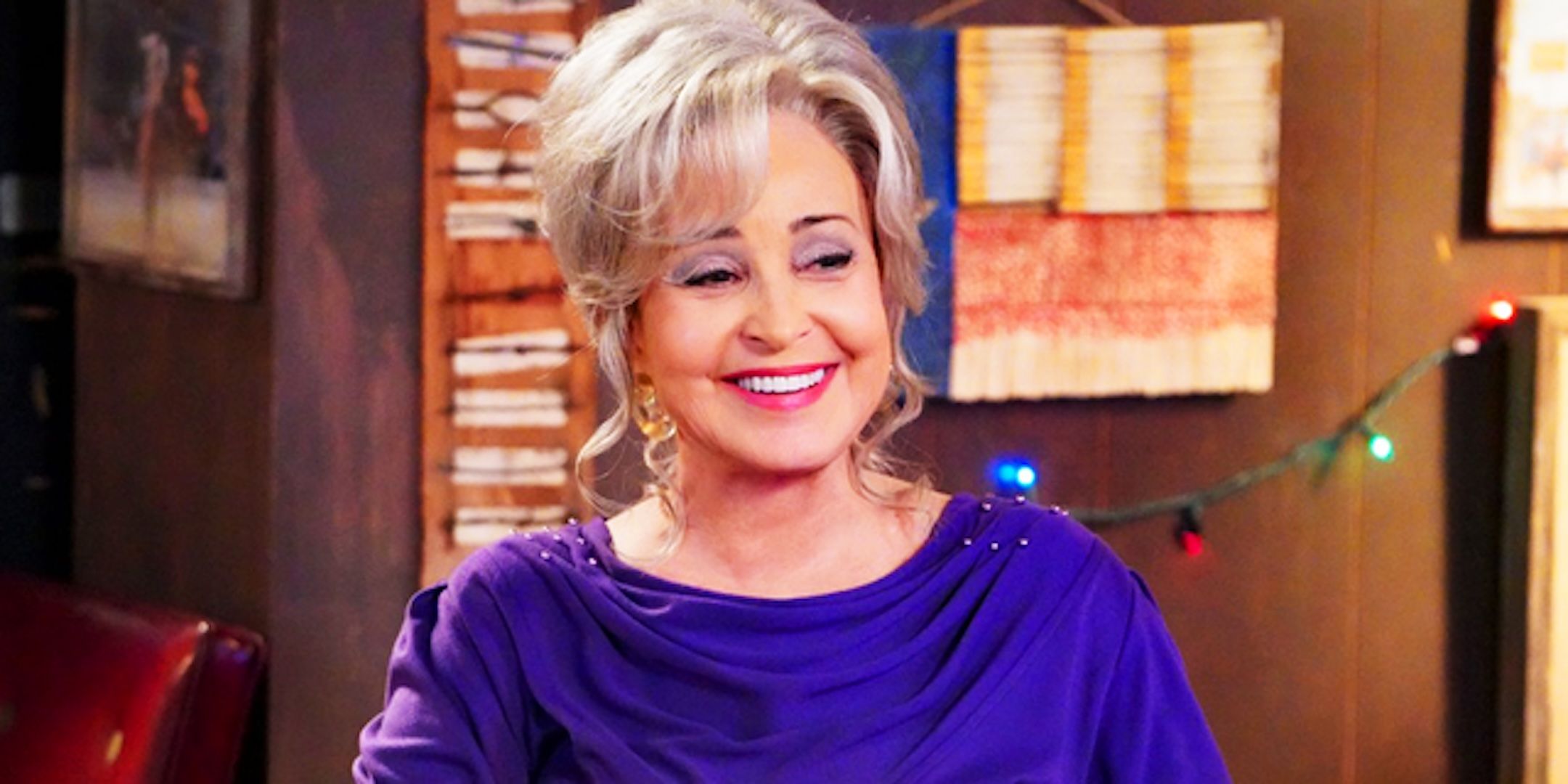 Meemaw de Young Sheldon predijo la historia de origen del primer matrimonio de Georgie y Mandy años antes de que comenzara el spin -off