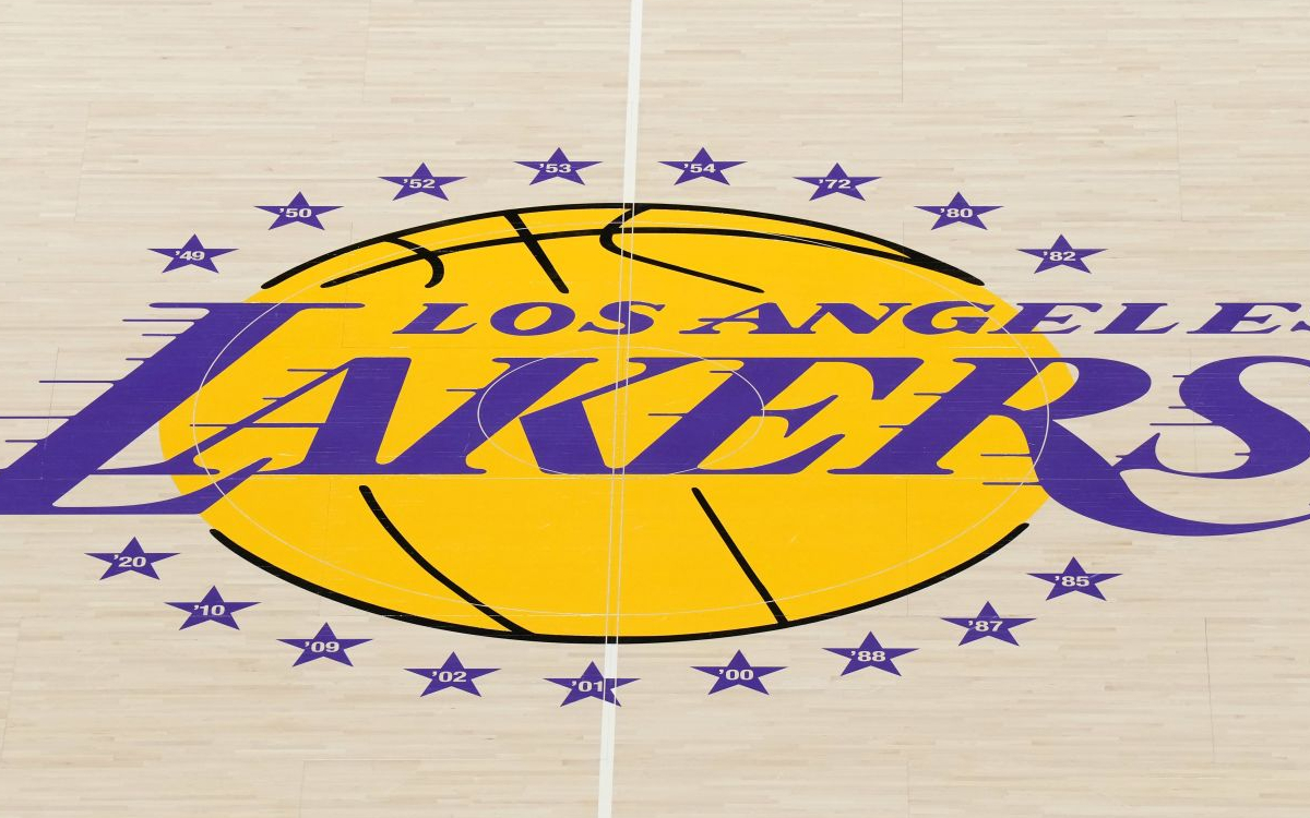 NBA: ¡Lakers cambia de propietario por una cifra millonaria!