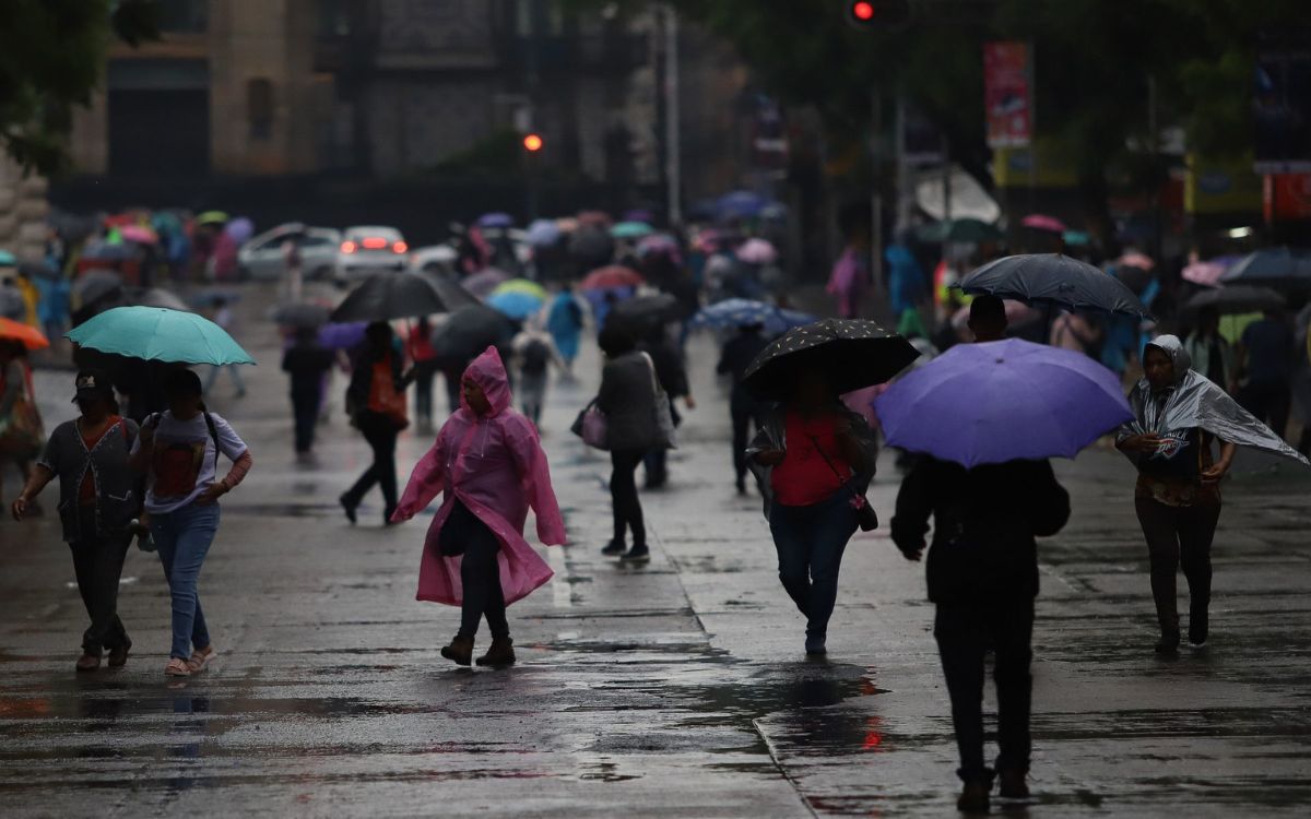 Prevén lluvias muy fuertes en el Valle de México durante al menos tres días