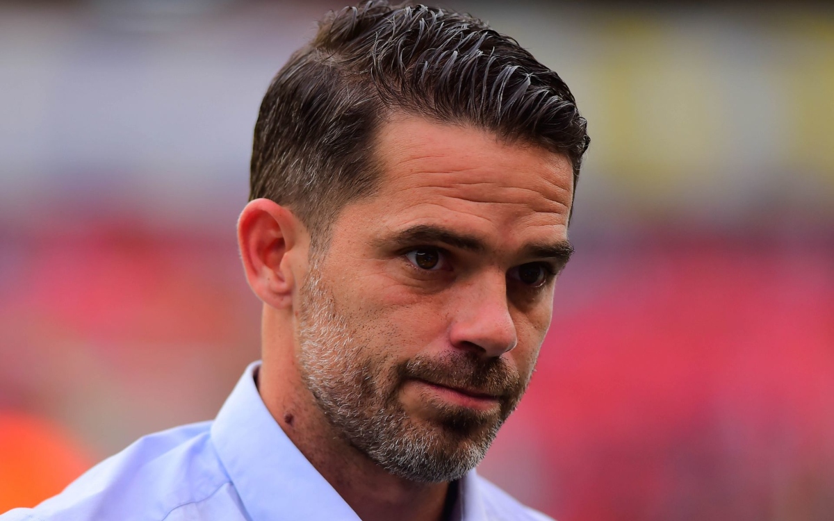 Regresa Gago a la Liga MX para dirigir al Necaxa; explica su salida de Chivas