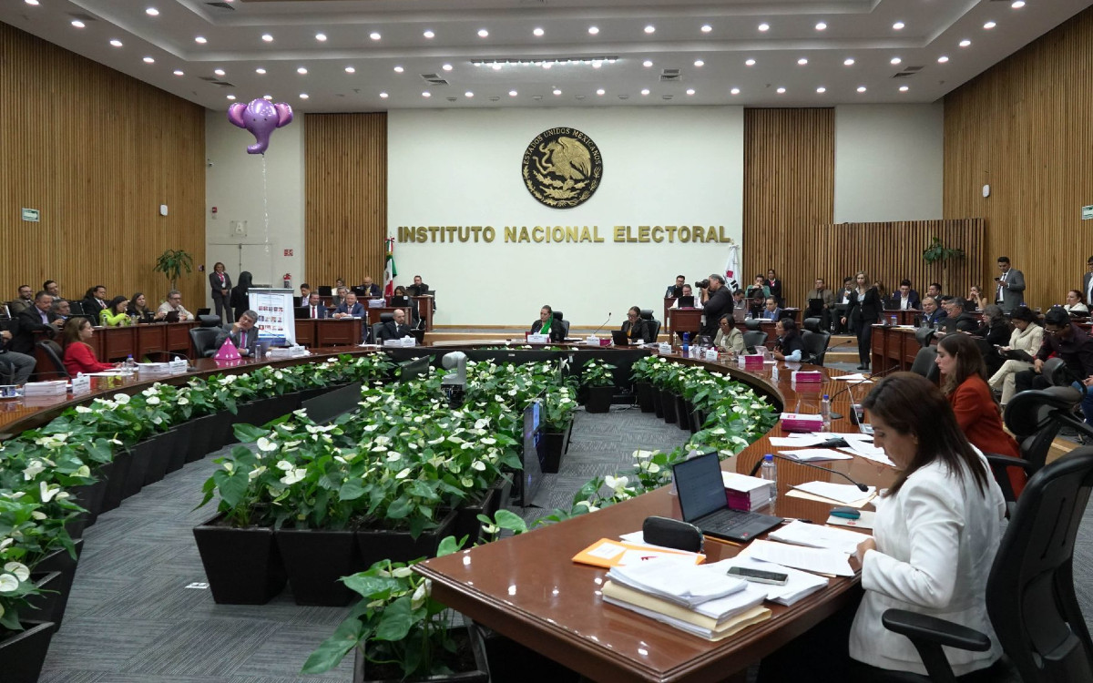 Retira INE 45 triunfos en elección judicial por no tener promedio mínimo