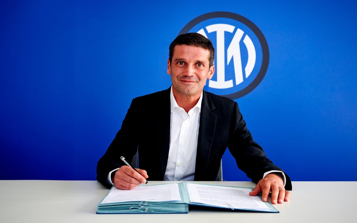 Toma Cristian Chivu las riendas del Inter de Milan hasta 2027 | Video