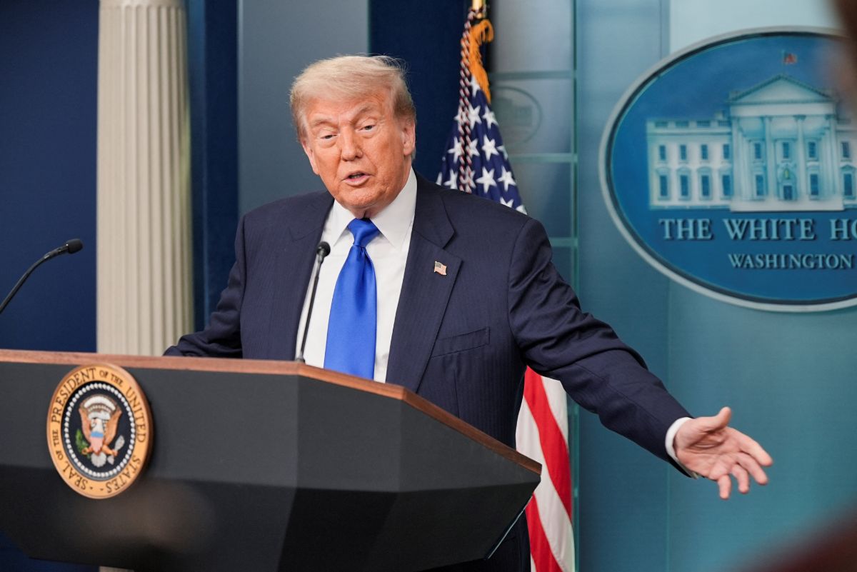 Trump dice que consideraría bombardear Irán de nuevo