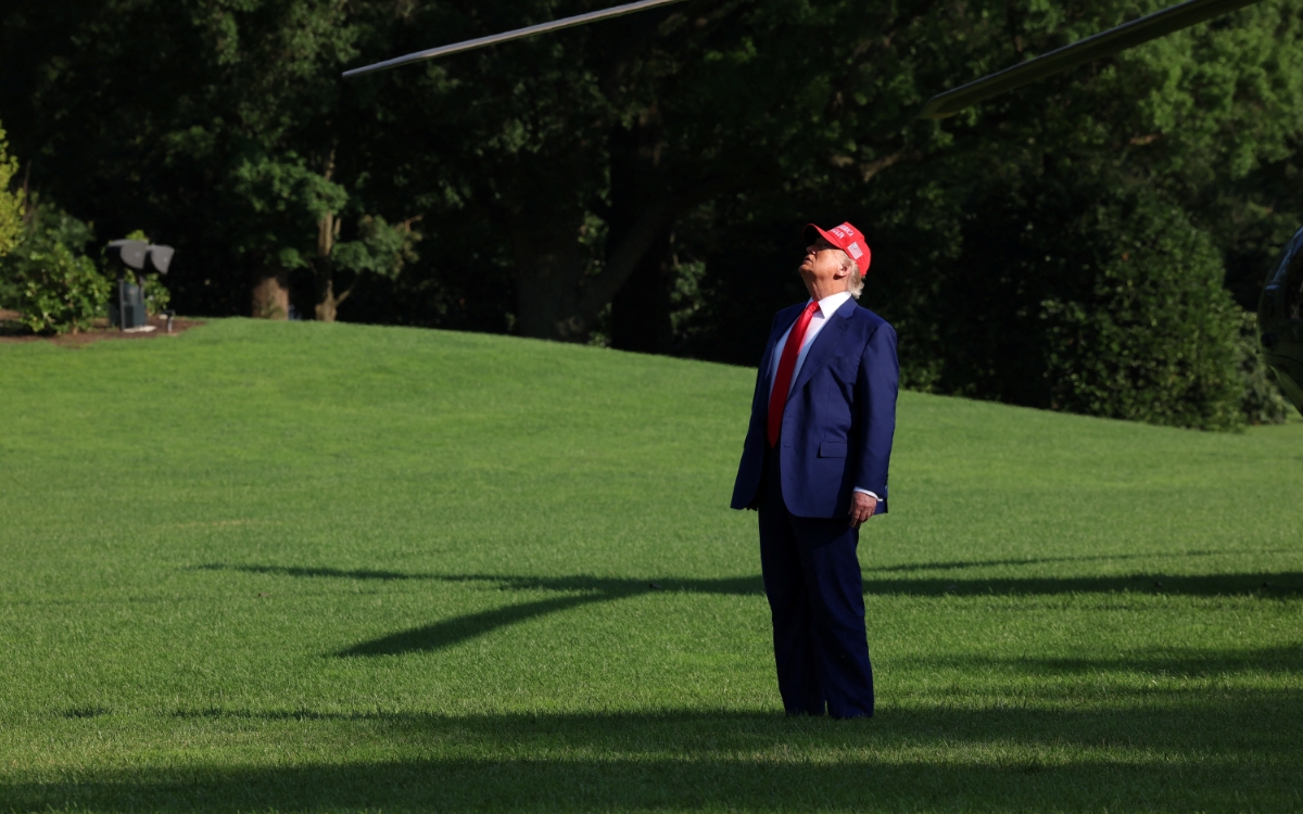 Trump se reúne con su equipo de seguridad nacional entre dudas sobre bombardear Irán