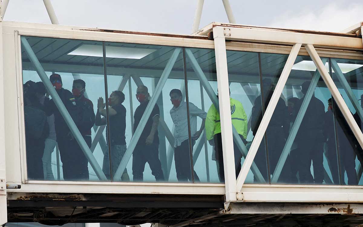 Un juez federal impide a Trump invalidar los documentos legales de 5,000 venezolanos