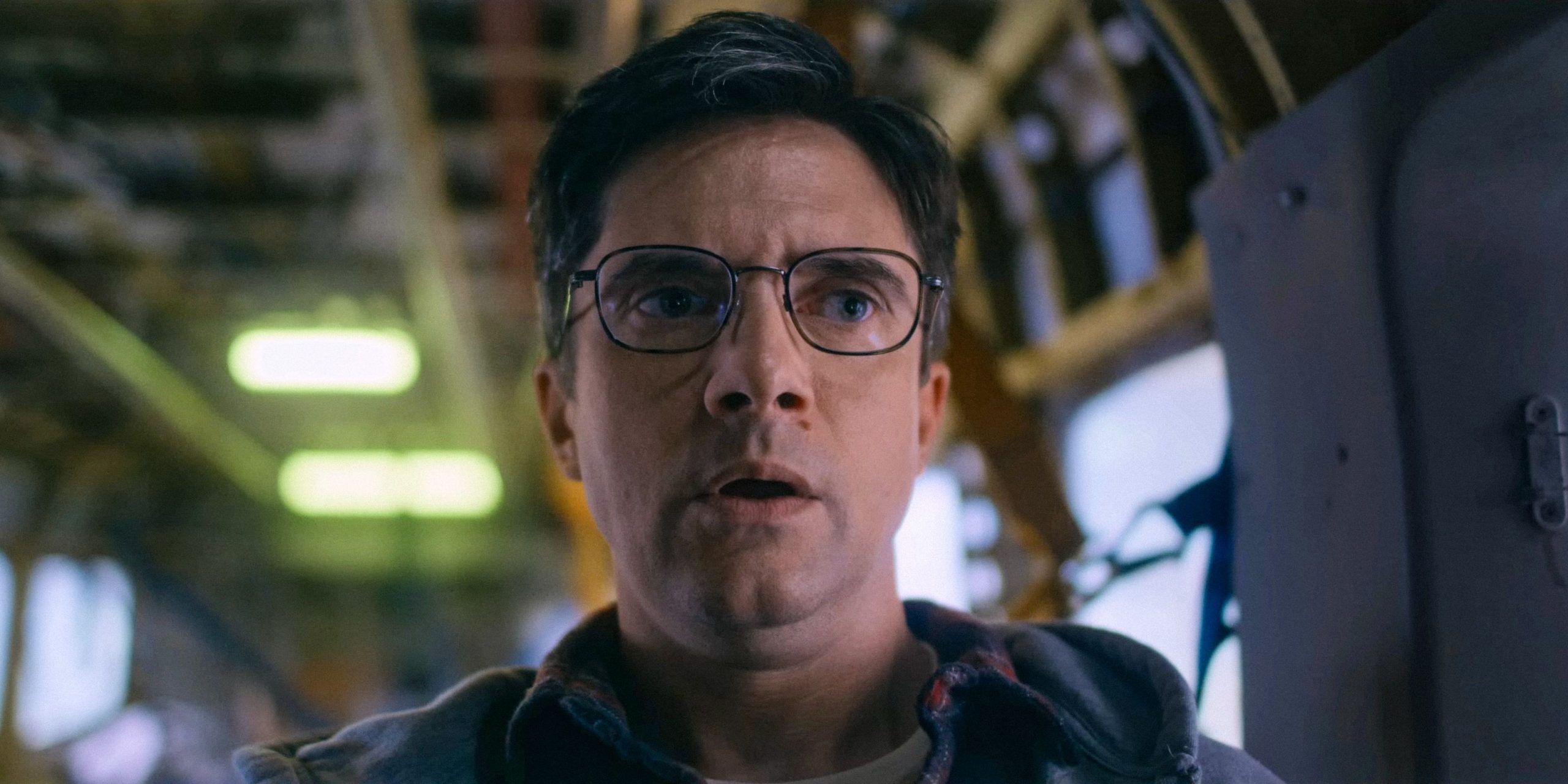 “Me dio mucho oro”: la actuación “desquiciada” de Topher Grace elogiada por el creador para el próximo drama de crimen de Netflix