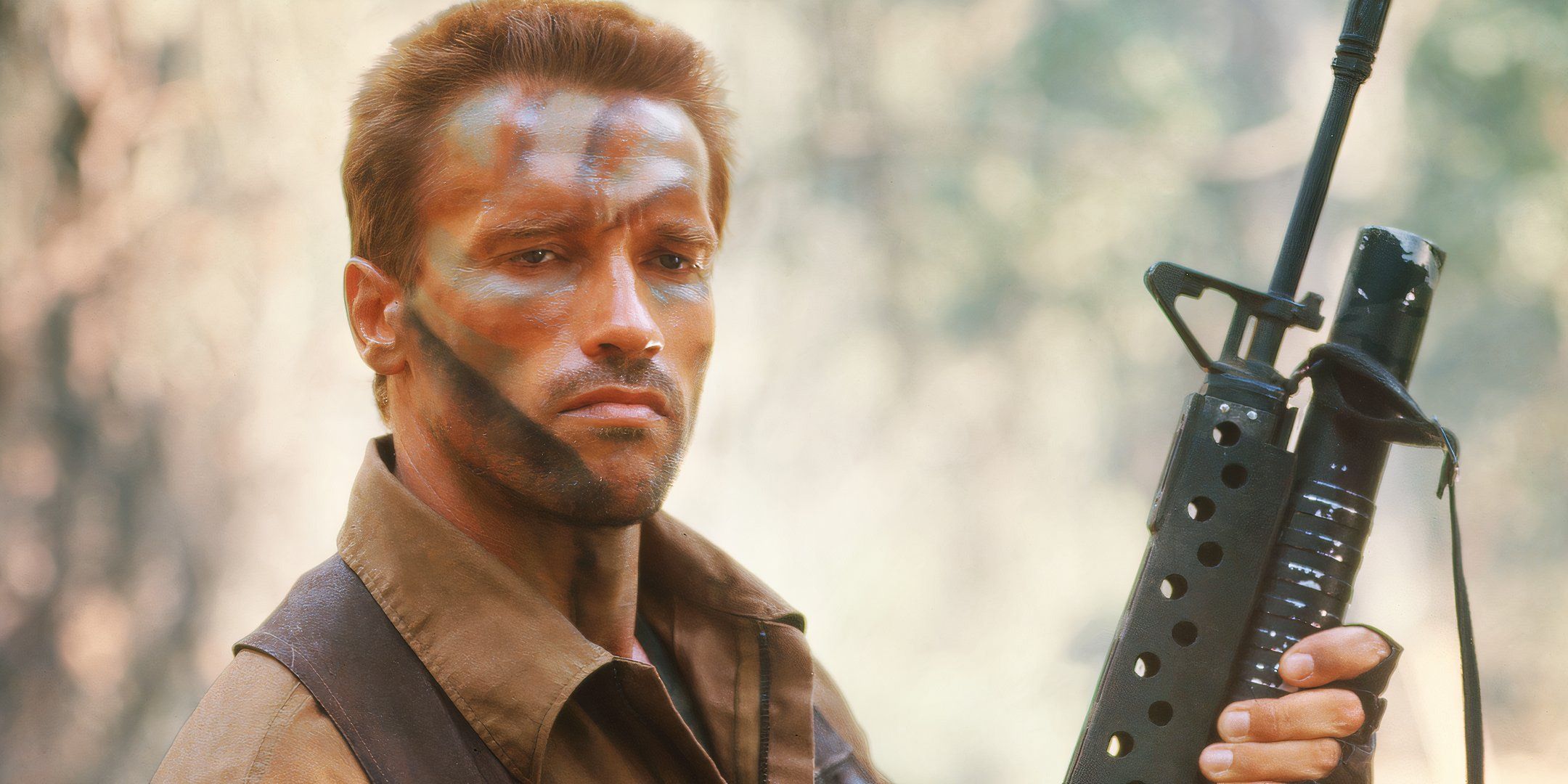 El nuevo héroe Yautja de Predator en comparación con un personaje clásico de Schwarzenegger (pero no es holandés)