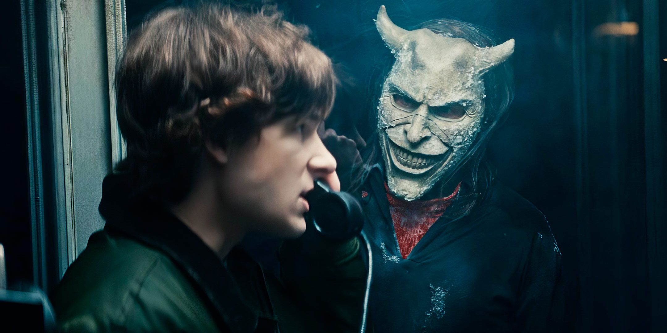 El regreso de Black Phone 2 del Grabber se estableció en secreto en la primera película, se burla del autor de 2023 Horror Hit: “Esa es una puerta de trampa en la segunda película”