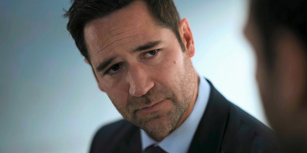 Manuel García-Rulfo se burla de la historia de la temporada 4 de Lincoln Lawyer de Mickey y por qué es su favorito hasta ahora: "La temporada más emotiva"
