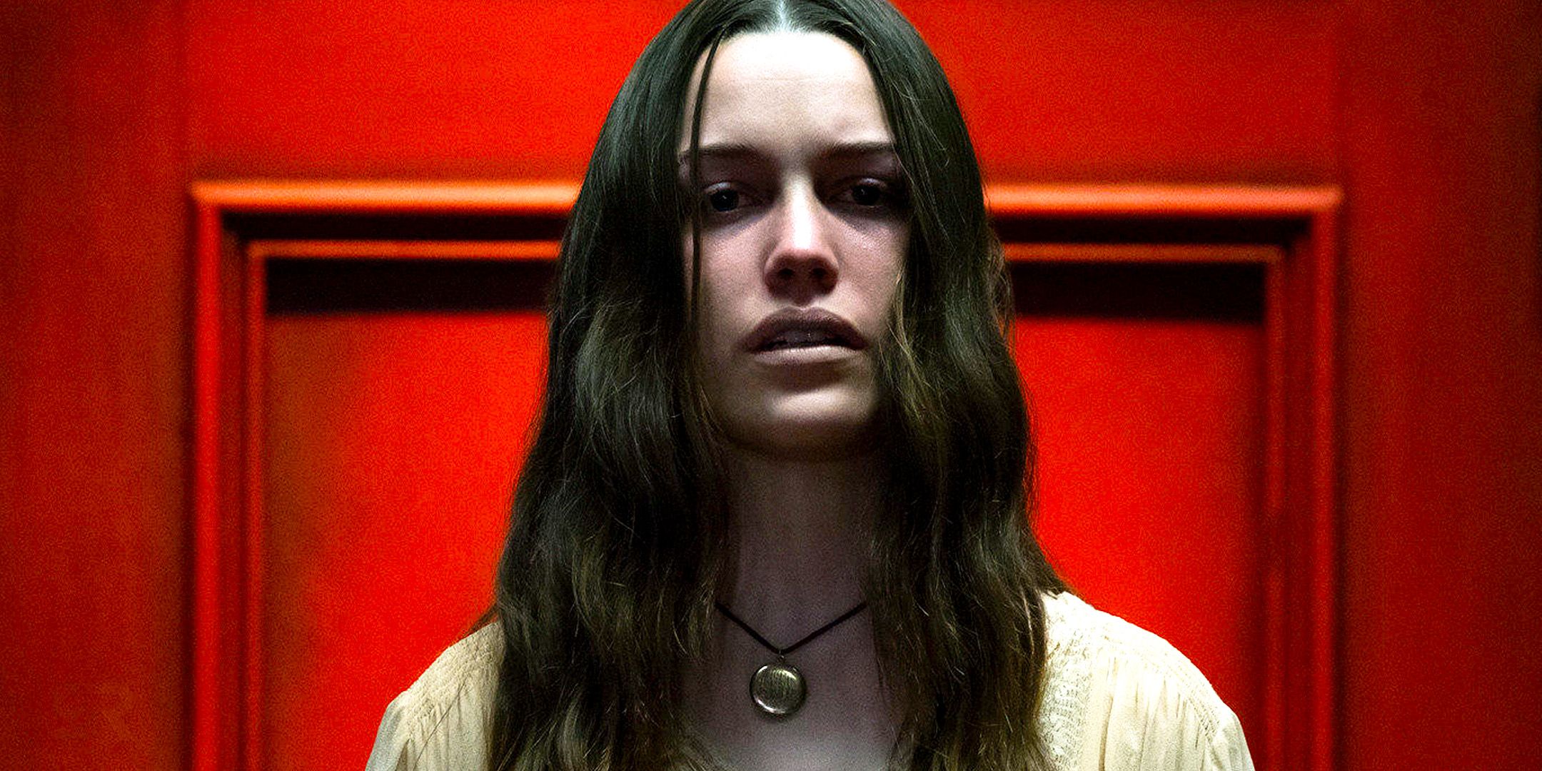 Todos los fanáticos de Horror deben ver el éxito sobrenatural de Netflix con un 93% en Rotten Tomatoes