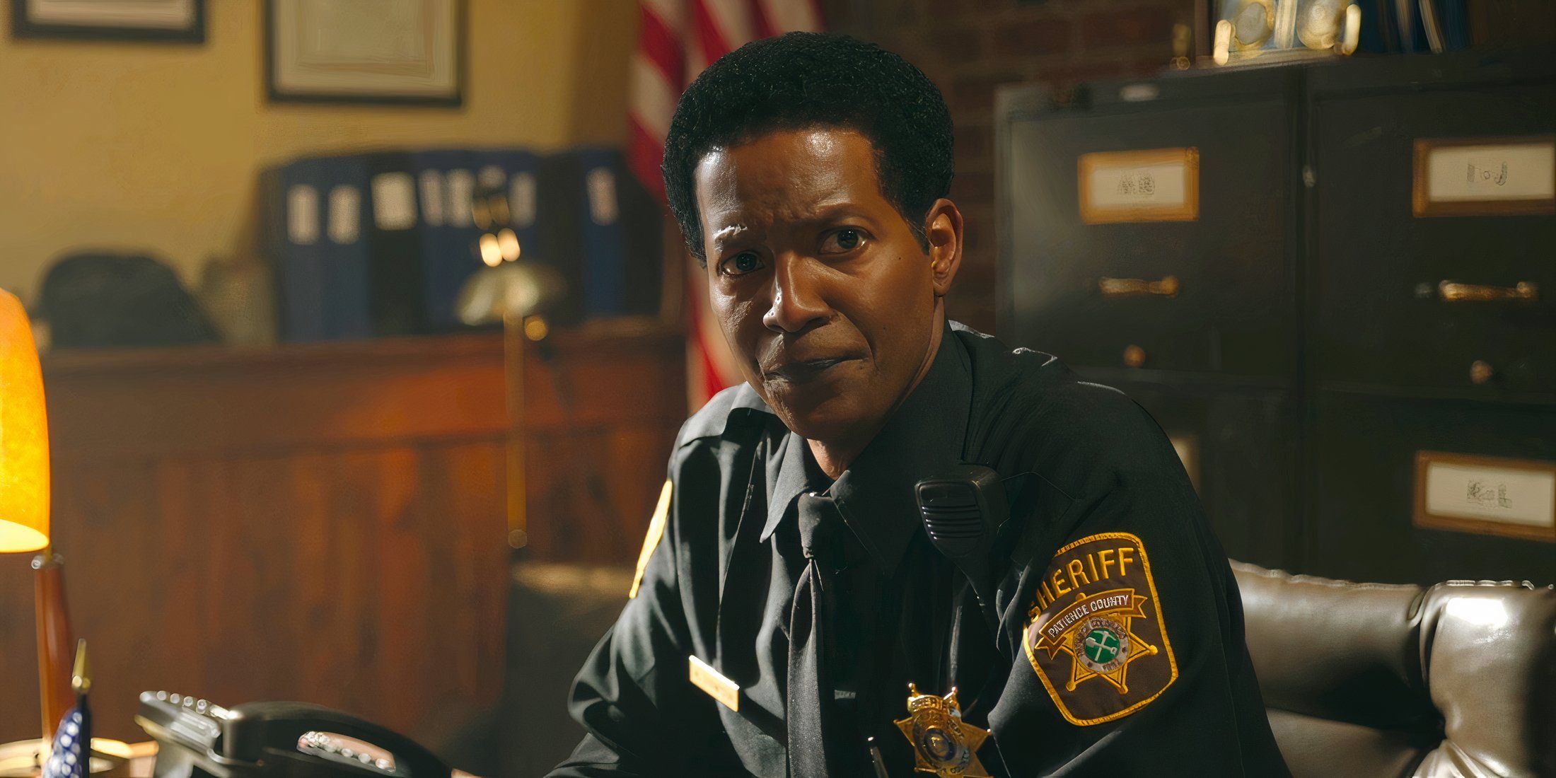 La temporada 4 de alienígena residente finalmente cumple una gran configuración de historia alienígena después de 5 episodios