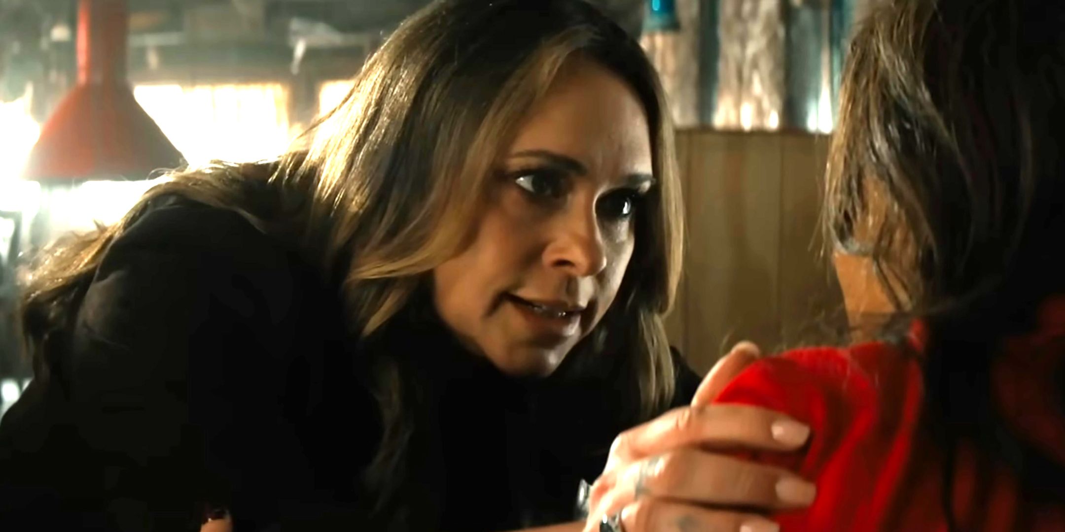 Jennifer Love Hewitt revela su 1 requisito para Julie.