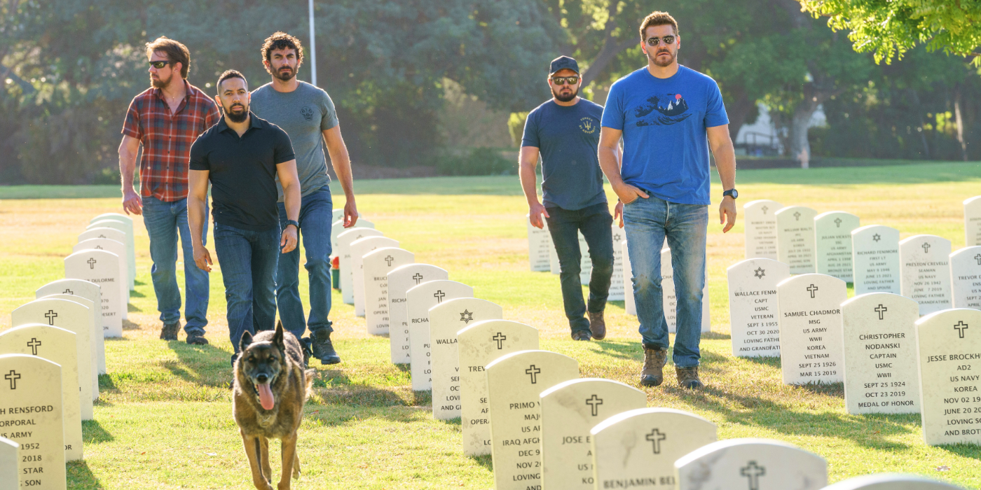 Seal Team Star Mourns coprotagonizando su trágico e inesperado pase