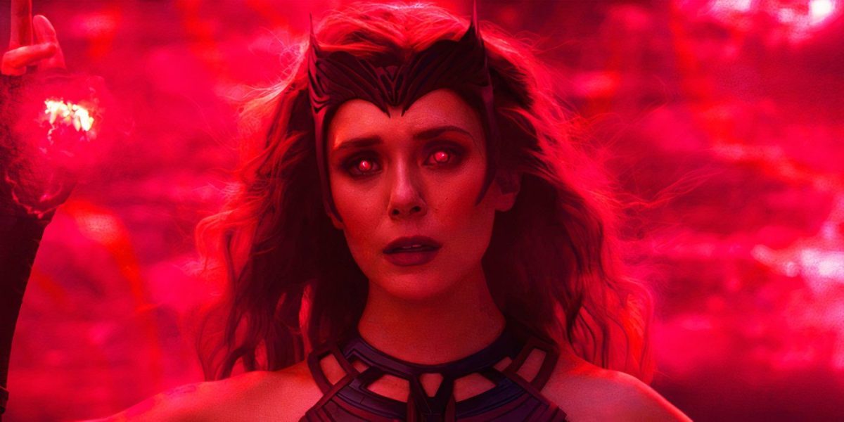 8 mejores trajes de películas de Witch Scarlet de MCU, clasificados por la precisión de los cómics