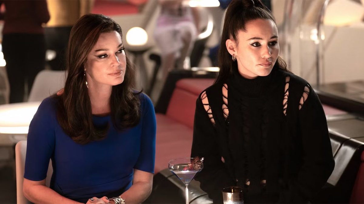 Star Trek: Strange New Worlds Season 3 Stars rompe el estilo de comando de Una y la nueva historia de amor de La'an