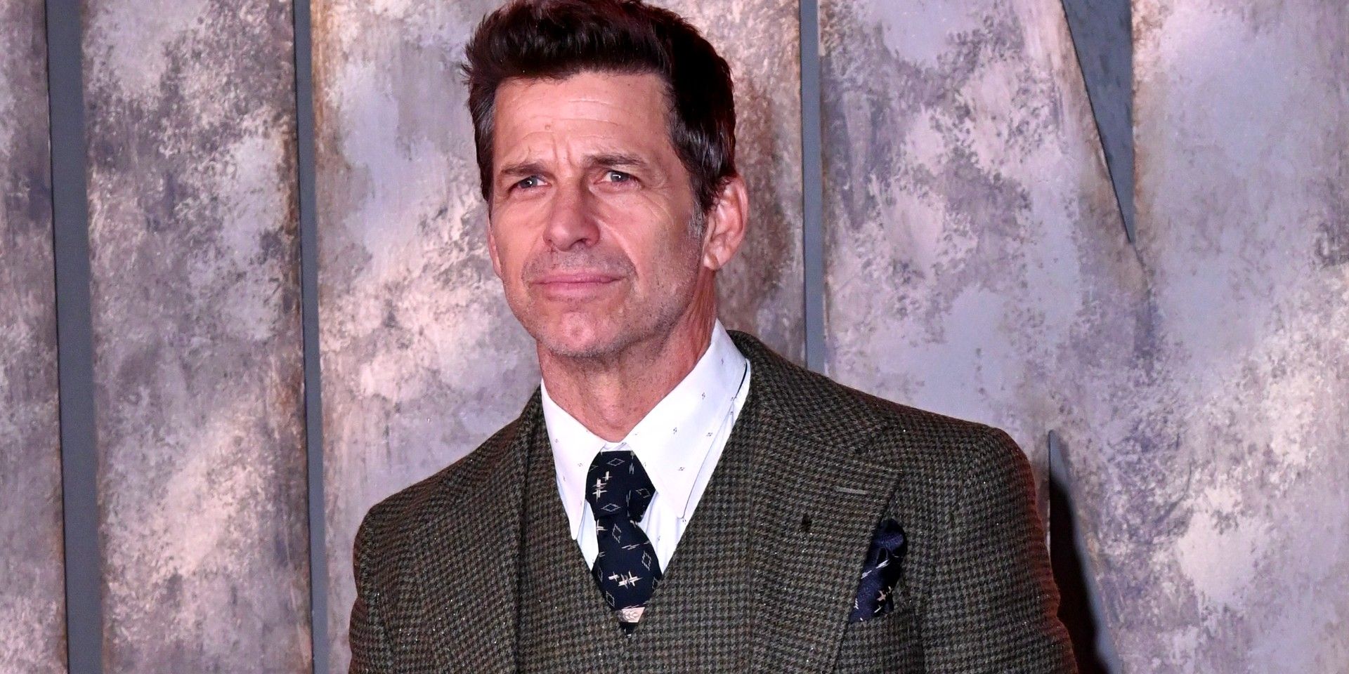 El nuevo thriller internacional de Netflix es enorme para los fanáticos de la precuela de la franquicia Zombie de Zack Snyder