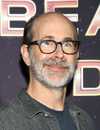 Tiro en la cabeza de Brian Huskey