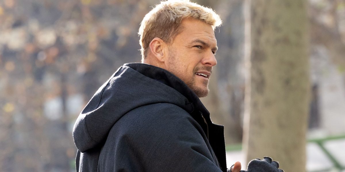 Alan Ritchson ha demostrado 3 veces que está listo para un papel de película de DC de $ 8 mil millones