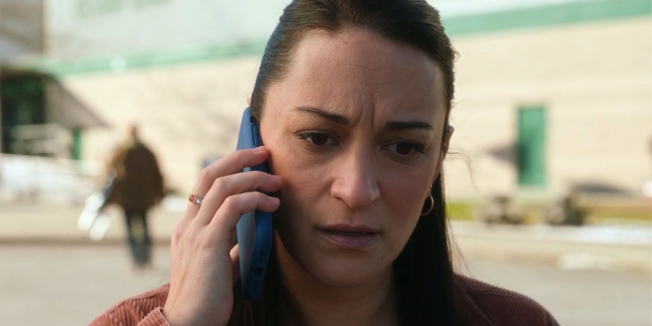 4 años después, el alienígena residente presenta un nuevo giro nunca antes visto